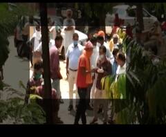 Shahjahanpur- मरीज से मारपीट का वीडियो वायरल