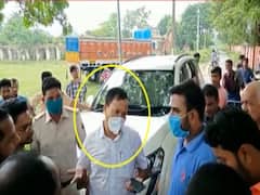 Bihar minister's way of seeking votes goes viral | Ghanti Bajao