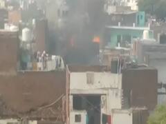 Agra: शाहगंज में पटाखे की वजह से घर में हुआ धमाका, तीन लोगों की मौत