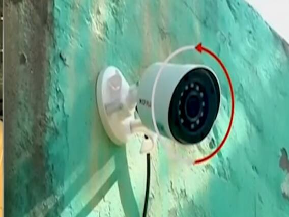 अपराध बदमाश करें, कैमरे की निगरानी में पीड़ित परिवार क्यों रहे? | Hathras Case