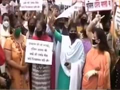 Saamana targets Yogi Adityanath labeling it 'jungle raj'