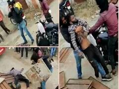 ऑटो ड्राइवर को पीट-पीटकर बदमाशों ने किया अधमरा, कहां थे कानून के रखवाले ? पुलिसिया व्यवस्था में सुधार के लिए घंटी बजाओ