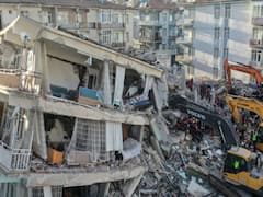 Turkey और Greece में भूकंप से भीषण तबाही, कई इमारतें ढह गई