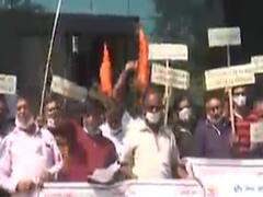 રાજકોટ: કપાસની ટેકાના ભાવે ખરીદી કરવા ખેડૂતોની માંગ, જુઓ વીડિયો 