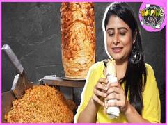 Taste Delicious Vegetable Chicken Shawarma In Noida's Brahmaputra Market l ABP Uncut