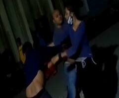 Virar Fighting | विरारमधील उच्चभ्रू सोसायटीच्या सभासदांमध्ये जुंपली, महिलांमध्येही जोरदार हाणामारी