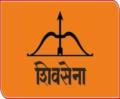 उर्मिला मातोंडकरांच्या नावामुळे सेनेत नाराजी? नव्यांना संधी मिळाल्याने शिवसैनिक नाराज असल्याची चर्चा