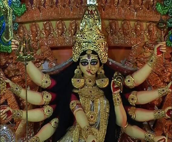 এতদিনের আয়োজন, এক নিমেেষই ফাঁকা, মনজুড়ে বিসর্জনের বিষণ্ণতা