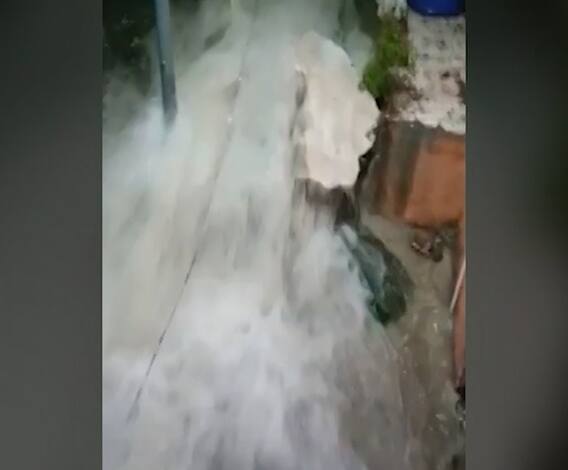 Pune | पुण्यातील पर्वती जलशुद्धीकरण केंद्राची पाईपलाईन फुटली; जनता वसाहतीतली रात्रीची घटना
