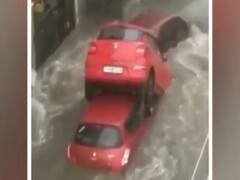 Hyderabad Rains: आपदा में जनता को भगवान भरोसे छोड़ने वाले सिस्टम की घंटी बजाओ