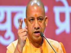 UP govt orders CBI probe in Hathras Case 