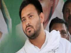 Bihar Election 2020 : Tejashwi Yadav का नौकरी कार्ड या Nitish Kumar का दलित कार्ड?