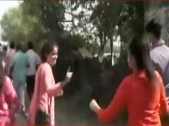 Hathras Case : ABP News का असर, परिवार से मिल कर बात करने की मिली इजाज़त, 