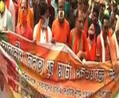 পুলিশের স্প্রে করা রঙিন জল গায়ে পড়তেই কয়েকজনের করোনা! দাবি বিজেপির, কী বলল শাসক দল?