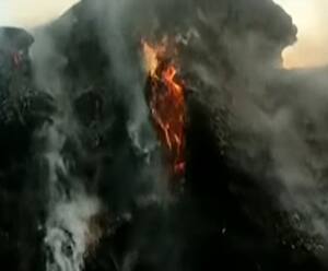 Muzaffarnagar: गन्ना कोल्हू के ईंधन में लगी भीषण आग, दो लोगों की दर्दनाक मौत| Ganga Prime| ABP Ganga