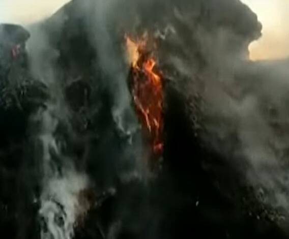 Muzaffarnagar: गन्ना कोल्हू के ईंधन में लगी भीषण आग, दो लोगों की दर्दनाक मौत| Ganga Prime| ABP Ganga