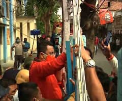 Bagnan Bandh Update: সৌমিত্র খাঁকে আটকানোর পর বাগনান থানার গেট ঠেলে ঢুকতে মরিয়া বিজেপি-বিক্ষোভকারীরা