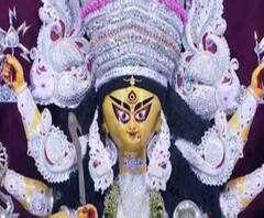 শারদ আনন্দ ২০২০: ঐতিহ্যবাহী বাগবাজার সর্বজনীনে মহানবমীর সন্ধ্যারতি