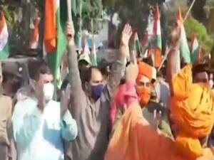 कश्मीर के दिल में हिंदुस्तान बसता है...पाक प्रेमी गैंग को मिला जवाब । Bharat Ki Baat