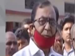 Balliya firing case: Congress leader meets victim's family, Akhilesh attacks Yogi govt