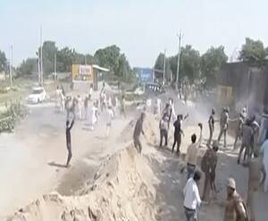 Hathras पर हाहाकारी सियासत,Jayant Chaudhary पर लाठीचार्ज से भड़के नेता| Mudde Ki Baat