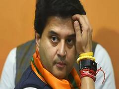 'Angry man' Jyotiraditya Scindia's reaction on 'item' controversy | ABP Special 