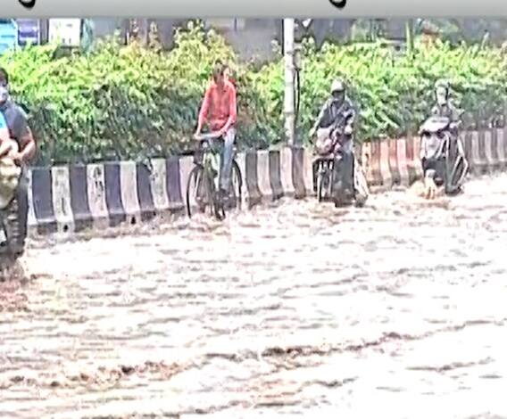 Pune Rains | पुण्यातील सिंहगड रस्त्याला नदीचं स्वरुप, रात्रभराच्या पावसामुळे रस्ता पाण्याखाली