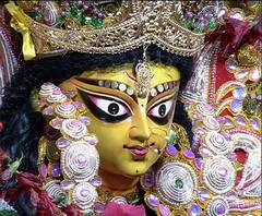 নেই চেনা ভিড়, তার মধ্যেই অষ্টমীতে মাতৃবন্দনায় মাতল কলকাতা থেকে জেলা, বুদ্ধদেবের বাড়িতে সস্ত্রীক রাজ্যপাল – দেখুন ‘সকালের শিরোনাম’ 