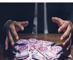 পশ্চিম মেদিনীপুর: ব্যাঙ্ককর্মী পরিচয় দিয়ে প্রতারণা, লক্ষাধিক টাকার লেনদেনের দায়ে ধৃত ১