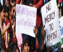 HATHRAS UPDATE: নির্যাতিতার পরিবার ডেকেছিল, তবুও যোগী পুলিশের বাধা এবিপি আনন্দকে, দেখুন হাথরস থেকে সরাসরি