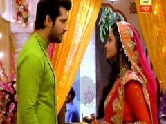 Aye Mere Humsafar: Vidhi accepts family's challenge to perform aarti with Ved