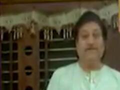 નરેશ કનોડિયાના નિધન પર અભિનેતા હિતેન કુમારે દુખ વ્યક્ત કર્યું, જુઓ વીડિયો