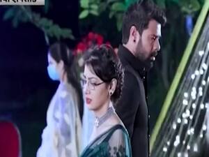 Finally, Abhi and Pragya meet each other on Dussehra | Saas Bahu Aur Saazish (30.10.2020)