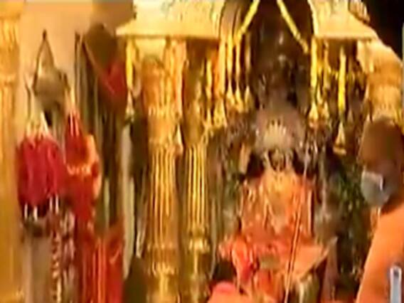 અમદાવાદના ભદ્રકાળી મંદિરમાં ઉમટી ભક્તોની ભીડ, જુઓ વીડિયો