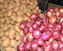 यूपी सरकार सस्ते दामों पर बेचेगी आलू-प्याज 