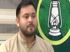 'Nitish Kumar हार चुके हैं मुकाबला BJP से है': Tejashwi Yadav