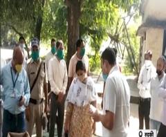 FCI गोदाम पर प्रशासन का छापा