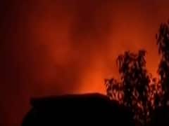 Fire tenders still trying to control Mumbai cutlery market fire