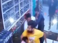 देखें देश और विदेश की बड़ी खबरें वायरल एक्सप्रस में 