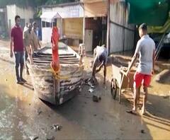 पावसानं पंढरपूरला छिन्नविच्छिन्न करून टाकलं, चंद्रभागेचा पूर ओसरला पण आसवांचा 'पूर' कसा थांबेल?