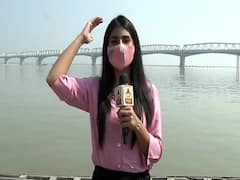 'हमें तो लूटा तुमने मिलके 15 सालों में, NDA वालों ने, NDA वालों ने', चुनाव का सुरीला अंदाज Rubika Liyaquat के साथ