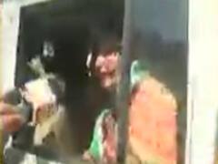 હાથરસની ઘટનાને લઇ રાજકોટમાં વિરોધ કરતા કોગ્રેસના કાર્યકરોની અટકાયત, જુઓ વીડિયો 