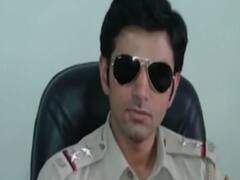 Sub-Inspector पर लगा छेड़खानी का आरोप... पुलिस वाला निकला बेटियों का दुश्मन