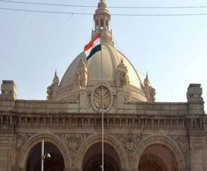 Lucknow: सचिवालय से पकड़ा गया फर्जी पास का रैकेट | Ganga Prime |ABP Ganga