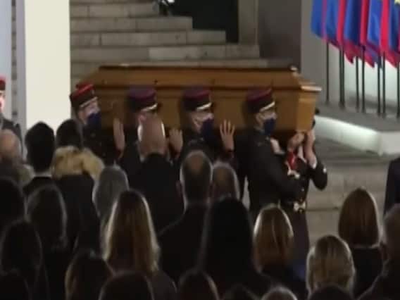 Paris: Teacher beheaded over Prophet's cartoon honoured