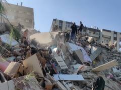 Magnitude-7.0 Earthquake rattles Turkey