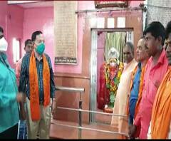 हिंगोलीत VHP तर्फे पहिलं मंदिर भाविकांसाठी खुलं; 'जय श्रीराम'ची घोषणा देत कार्यकर्त्यांचा प्रवेश