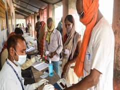 Munger Case: हिंसा रोकते वक्त असामाजिक तत्वों ने फायरिंग की, पुलिस पर फेंका पत्थर