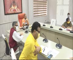 किसानों से सीएम Yogi Adityanath ने किया संवाद। Lucknow