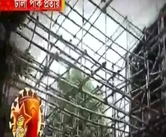 আড়ম্বর ভুলে সাবেক রীতিতে মাতৃ আরাধনায় ব্রতী এবারের পুজোর উদ্যোক্তারা